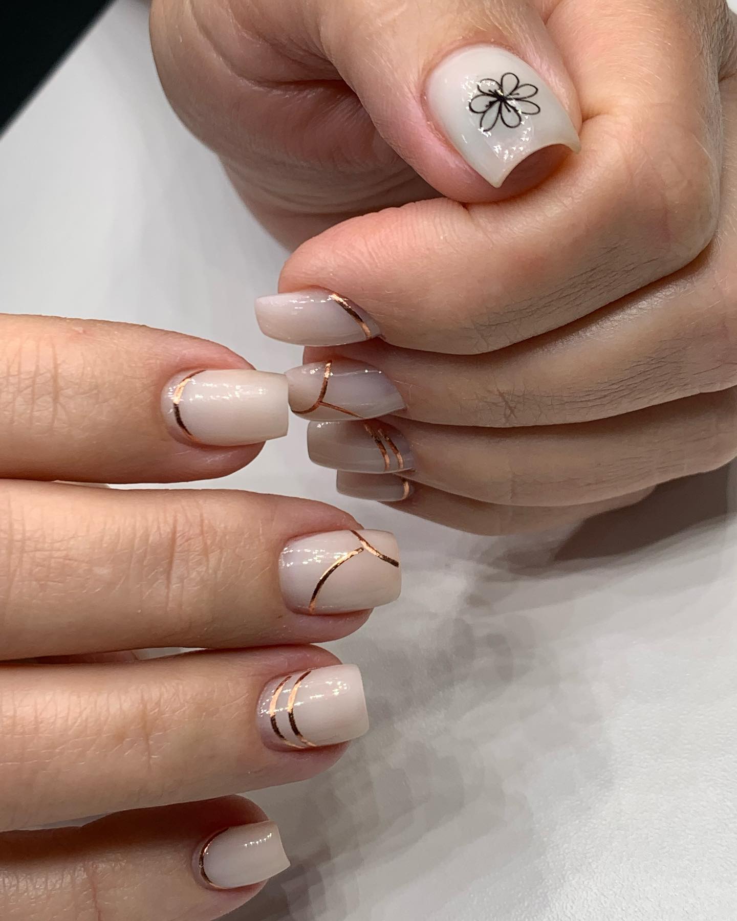 Manicure em Vila Velha - Andreia Sperandio Studio Manicure em Vila Velha - Andreia Sperandio Studio