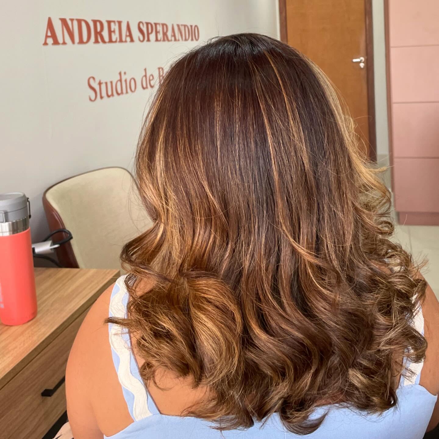 Escova e Babyliss em Vila Velha | Andreia Sperandio