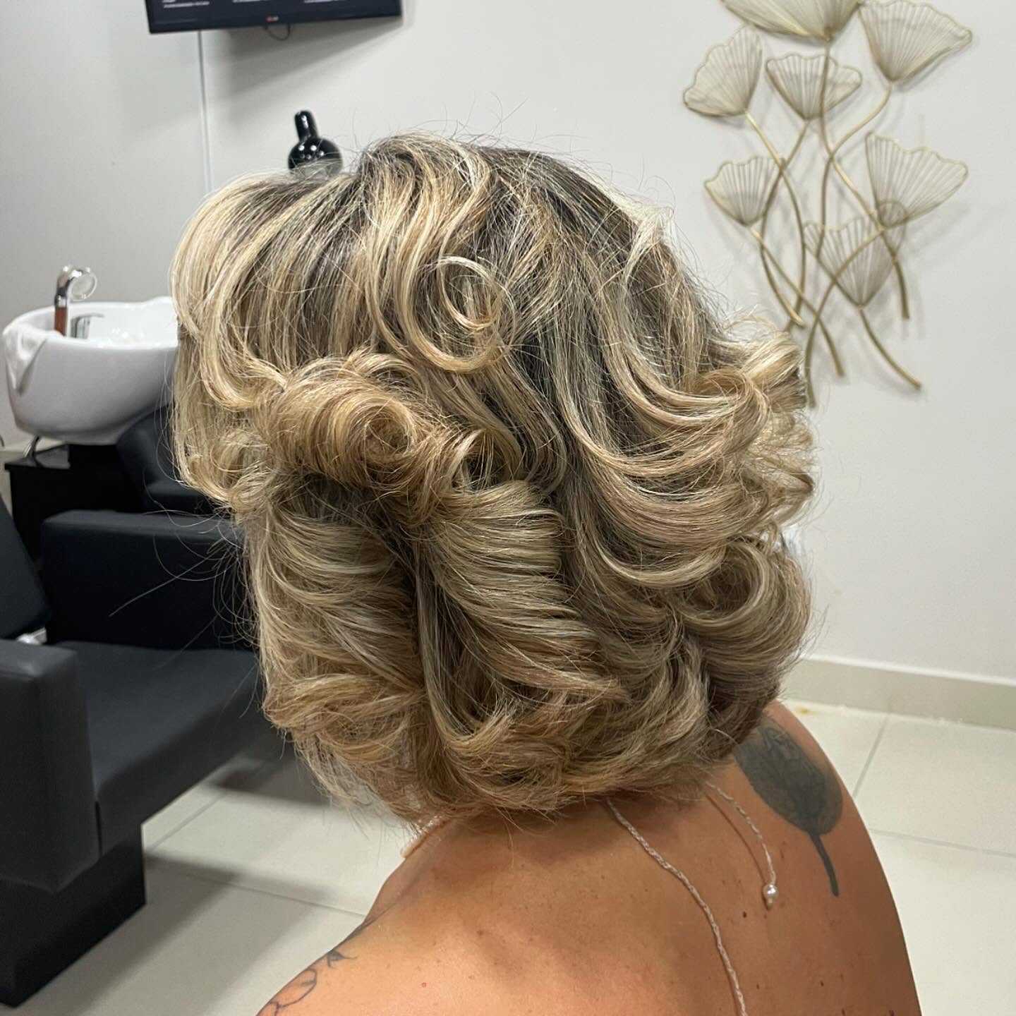 Escova e Babyliss em Vila Velha | Andreia Sperandio